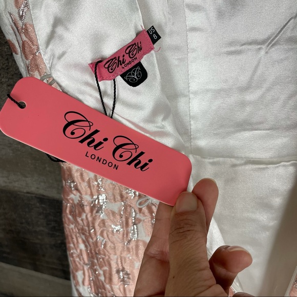 Chi Chi London Esmee Jacquard V-Neck Dress Sz 8 - Picture 10 of 12